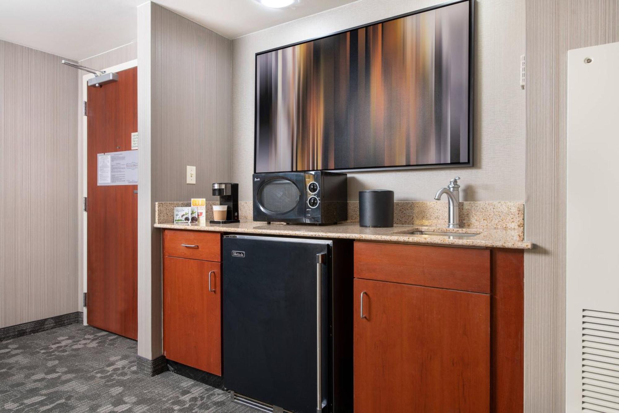 Courtyard By Marriott Newark-University Of Delaware Luaran gambar