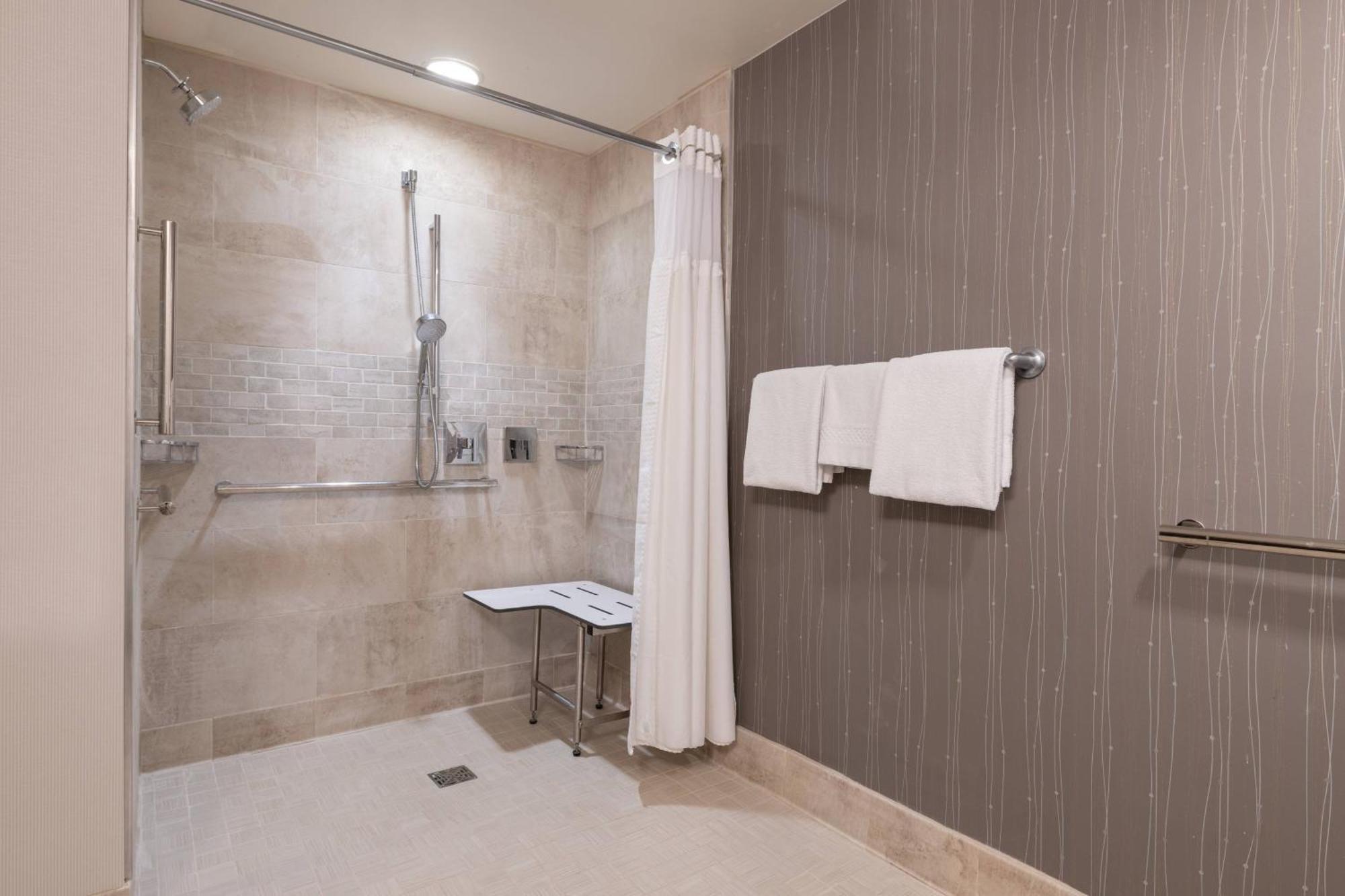 Courtyard By Marriott Newark-University Of Delaware Luaran gambar