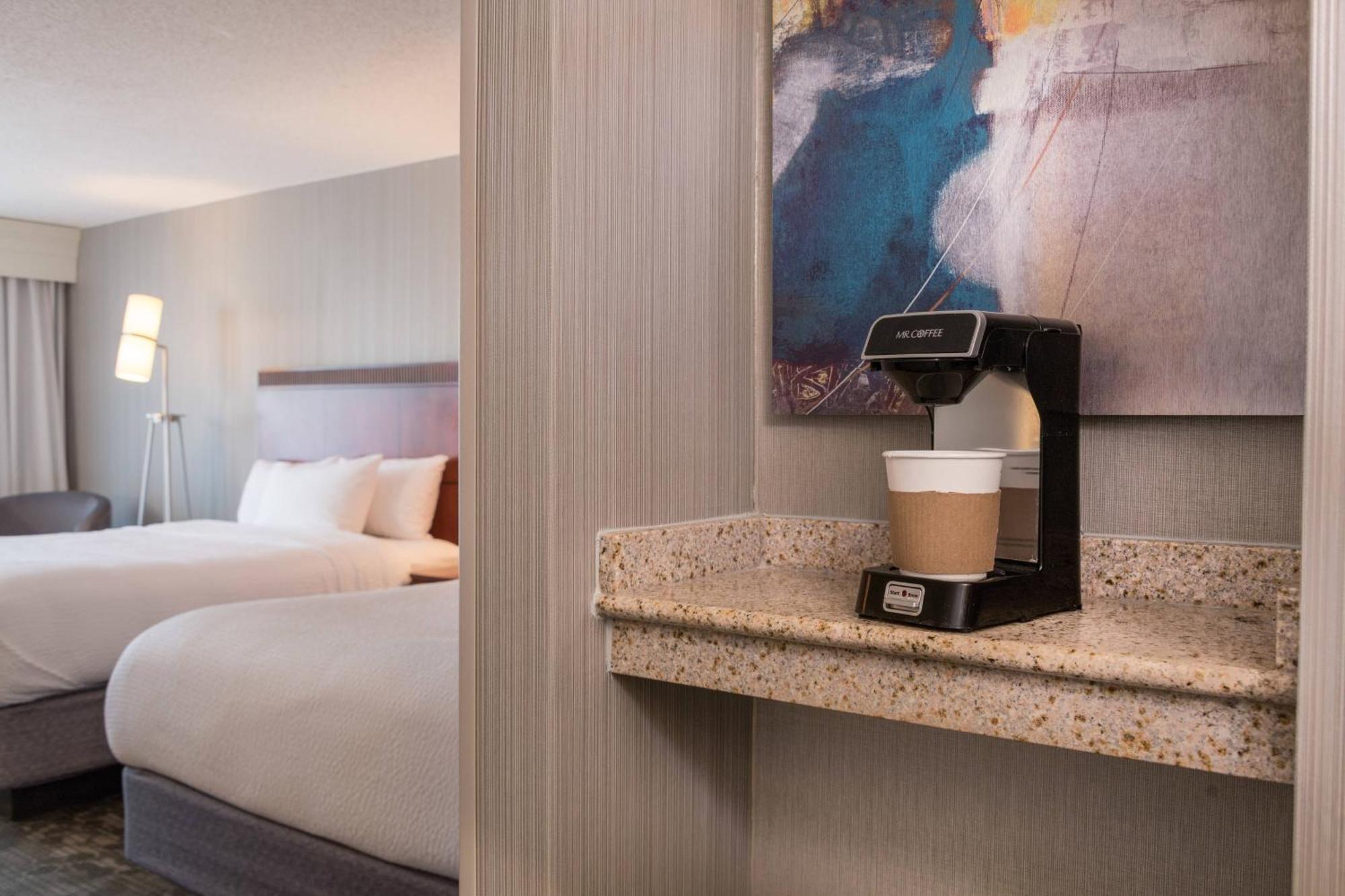 Courtyard By Marriott Newark-University Of Delaware Luaran gambar